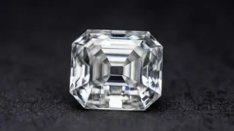 Asscher Cut Diamonds: Everything You Need To Know