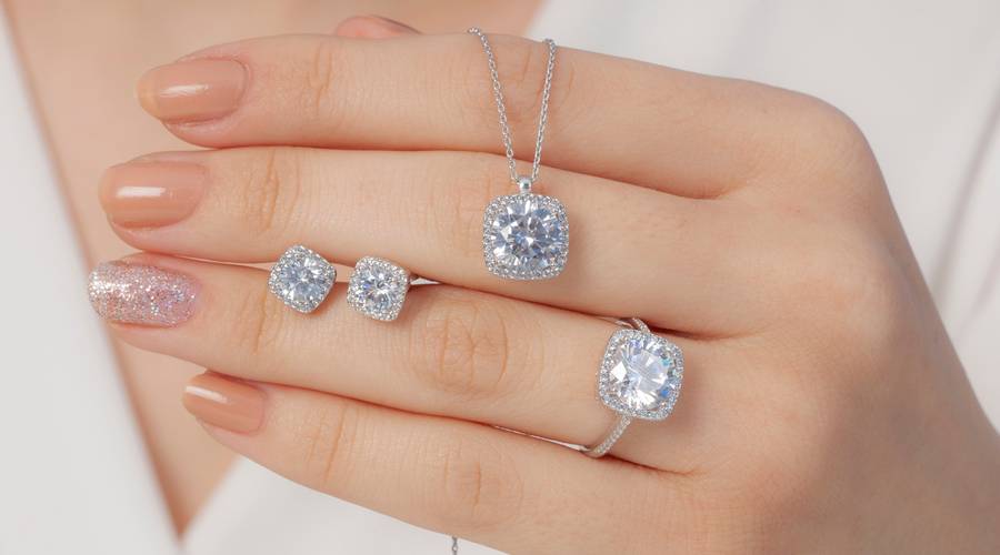 What Are The Benefits Of Wearing Diamonds? Diamond101