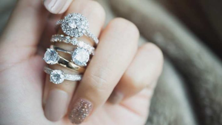 How To Wear Multiple Diamond Rings?
